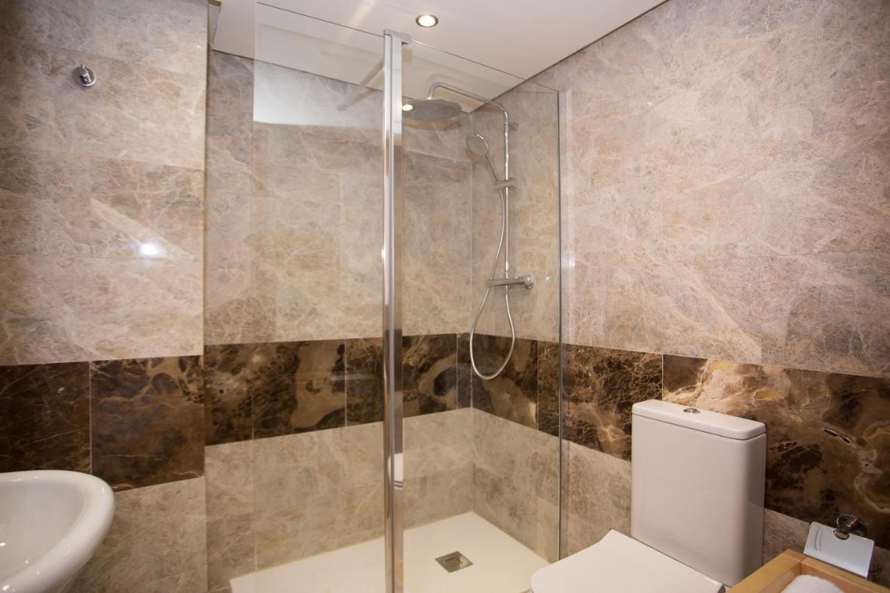 Manilva Townhouse With Spectacular Views Of Gibraltar Villa Eksteriør billede