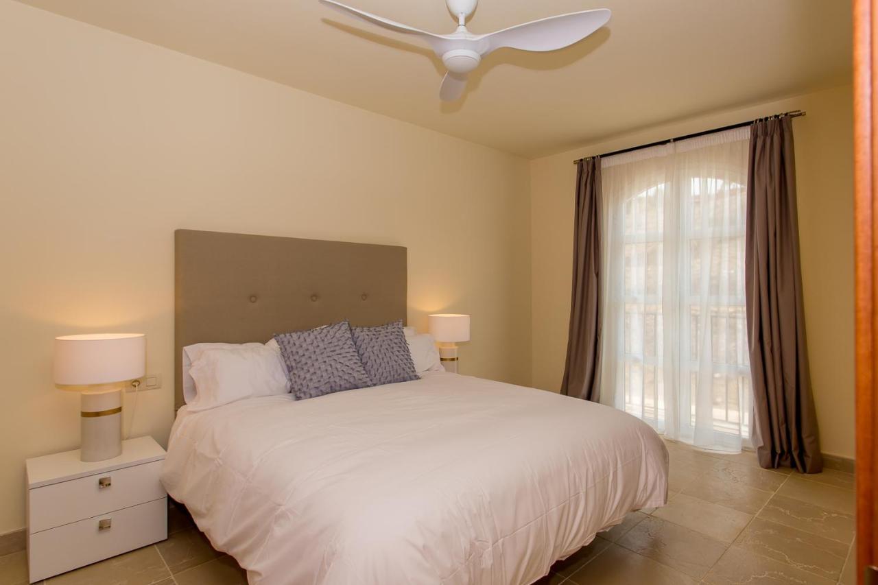 Manilva Townhouse With Spectacular Views Of Gibraltar Villa Eksteriør billede