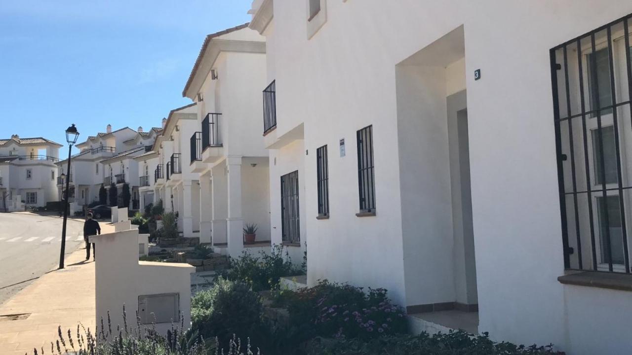 Manilva Townhouse With Spectacular Views Of Gibraltar Villa Eksteriør billede